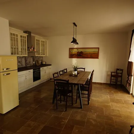 Apartament Ludilo Mit 4 In - Marina Bei Trogir Split Poljica (Trogir)
